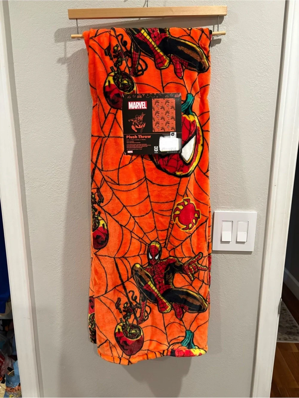 Spider-Man Halloween Plush Blanket 50 x 70 New for 2026